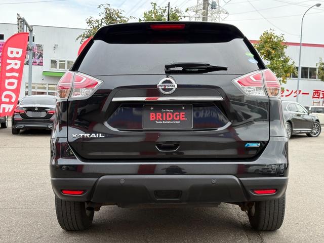 エクストレイル ２０Ｘｔ　エマージェンシーブレーキパッケージ　寒冷地仕様／４ＷＤ／純正フルセグ付ＴＶナビ／両側シートヒーター／衝突時被害軽減ブレーキ／純正エンジンスターター／スマートキー／ＥＴＣ／プッシュスタート／アクセサリーソケット／Ｂｌｕｅｔｏｏｔｈ接続（7枚目）