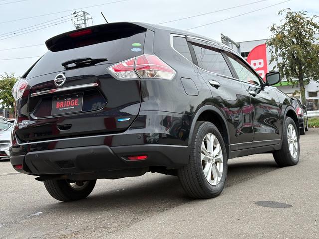 エクストレイル ２０Ｘｔ　エマージェンシーブレーキパッケージ　寒冷地仕様／４ＷＤ／純正フルセグ付ＴＶナビ／両側シートヒーター／衝突時被害軽減ブレーキ／純正エンジンスターター／スマートキー／ＥＴＣ／プッシュスタート／アクセサリーソケット／Ｂｌｕｅｔｏｏｔｈ接続（8枚目）