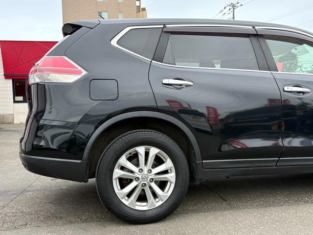 エクストレイル ２０Ｘｔ　エマージェンシーブレーキパッケージ　寒冷地仕様／４ＷＤ／純正フルセグ付ＴＶナビ／両側シートヒーター／衝突時被害軽減ブレーキ／純正エンジンスターター／スマートキー／ＥＴＣ／プッシュスタート／アクセサリーソケット／Ｂｌｕｅｔｏｏｔｈ接続（9枚目）