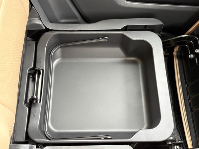 ハスラー Ｇ　４ＷＤ／純正ＳＤフルセグＴＶ付ナビ／バックカメラ／ＥＴＣ／スマートキー／レーダーブレーキサポート／Ｂｌｕｅｔｏｏｔｈ接続／フロントフォグランプ／アイドリングストップ／取扱説明書／スペアキー（32枚目）