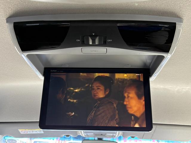 ステップワゴン Ｇ　４ＷＤ／パワースライドドア／純正ナビ／フルセグＴＶ／バックカメラ／フリップダウンモニター／純正エンジンスターター／ＥＴＣ／ワイパーデアイサー／ミラーヒーター／クルーズコントロール／後席エアコン（38枚目）