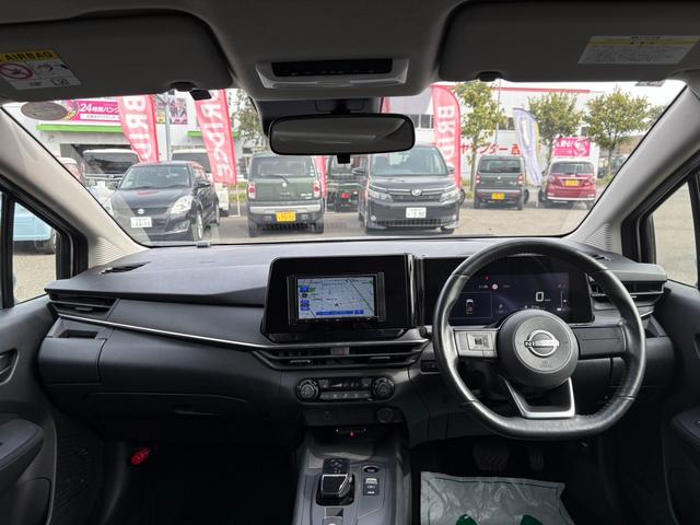 ノート Ｓ　ＦＯＵＲ　４ＷＤ／社外ナビ／バックカメラ／現着冬タイヤ／ホイール付き夏タイヤ積込／シートヒーター／ステアリングヒーター／ＥＴＣ／プッシュスタート／エマージェンシーブレーキ／Ｂｌｕｅｔｏｏｔｈ／ブレーキホールド（14枚目）