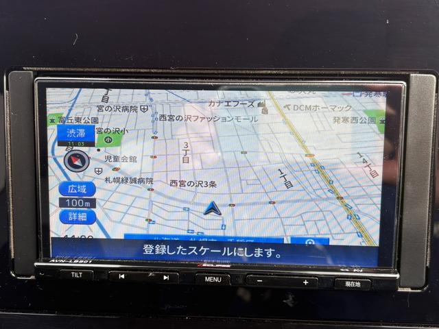 ノート Ｓ　ＦＯＵＲ　４ＷＤ／社外ナビ／バックカメラ／現着冬タイヤ／ホイール付き夏タイヤ積込／シートヒーター／ステアリングヒーター／ＥＴＣ／プッシュスタート／エマージェンシーブレーキ／Ｂｌｕｅｔｏｏｔｈ／ブレーキホールド（21枚目）
