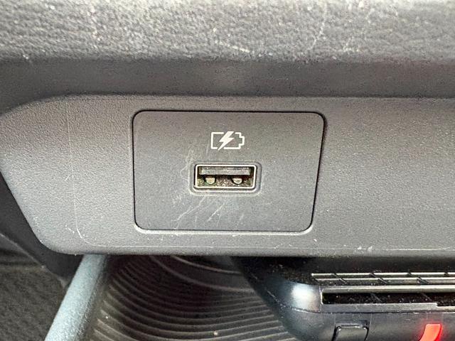 ノート Ｓ　ＦＯＵＲ　４ＷＤ／社外ナビ／バックカメラ／現着冬タイヤ／ホイール付き夏タイヤ積込／シートヒーター／ステアリングヒーター／ＥＴＣ／プッシュスタート／エマージェンシーブレーキ／Ｂｌｕｅｔｏｏｔｈ／ブレーキホールド（26枚目）