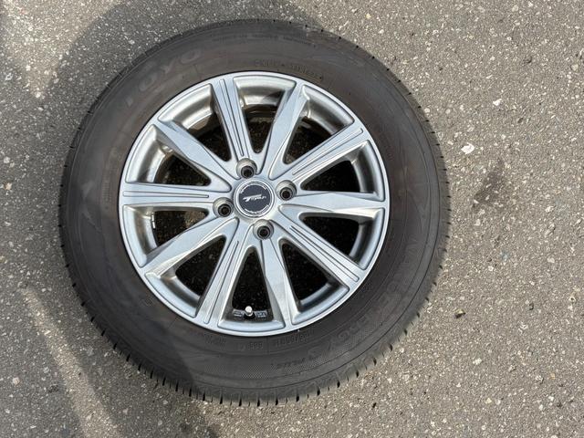 ノート Ｓ　ＦＯＵＲ　４ＷＤ／社外ナビ／バックカメラ／現着冬タイヤ／ホイール付き夏タイヤ積込／シートヒーター／ステアリングヒーター／ＥＴＣ／プッシュスタート／エマージェンシーブレーキ／Ｂｌｕｅｔｏｏｔｈ／ブレーキホールド（46枚目）