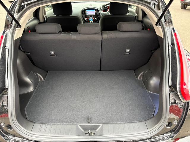 ジューク １６ＧＴ　ＦＯＵＲ　１オーナー／純正フルセグナビ／全方位カメラ／ＥＴＣ／パートタイム４ＷＤ／ターボ／純正アルミホイール／ＭＴモード付シフトレバー／ＡＢＳ／ＡＡＣ／フルフラットシート／オートライト／フォグランプ（17枚目）