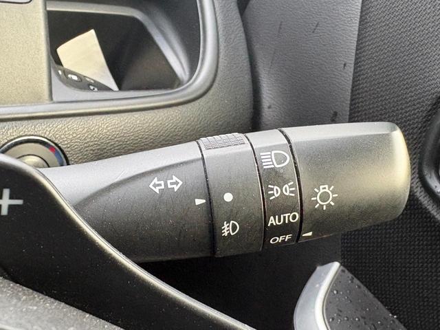 ソリオバンディット ハイブリッドMV ハイブリッドMV/4WD/全方位モニター/フルセグ付き純正ナビ/ワンオーナー/両側パワースライドドア/純正エアロ/パドルシフト/デュアルカメラブレーキサポート/スマートキー/プッシュスタート(28枚目)