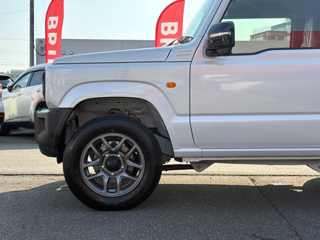 ジムニー ＸＣ　届出済未使用車／４ＷＤ／ターボ／シートヒーター（3枚目）