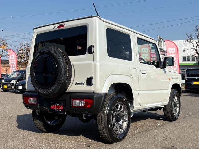 ジムニー ＸＣ　届出済未使用車／４ＷＤ／ターボ／シートヒーター（8枚目）