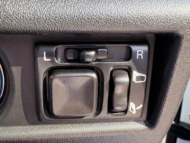 ジムニー ＸＣ　届出済未使用車／４ＷＤ／ターボ／シートヒーター（31枚目）