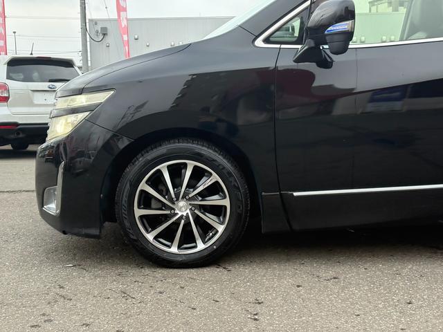 エルグランド ２５０ハイウェイスター　４ＷＤ／両側スライドドア／パワースライドドア／アルパイン８インチナビ／フルセグＴＶ／バックカメラ／フリップダウンモニター／ハーフレザーシート／３列シート／プッシュスタート／スマートキー（3枚目）