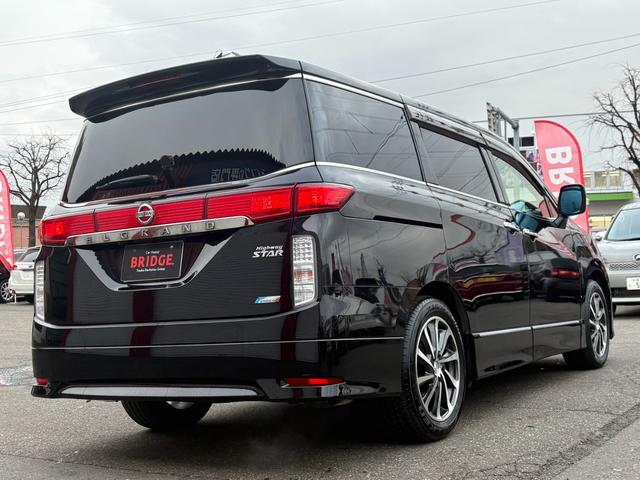 エルグランド ２５０ハイウェイスター　４ＷＤ／両側スライドドア／パワースライドドア／アルパイン８インチナビ／フルセグＴＶ／バックカメラ／フリップダウンモニター／ハーフレザーシート／３列シート／プッシュスタート／スマートキー（8枚目）