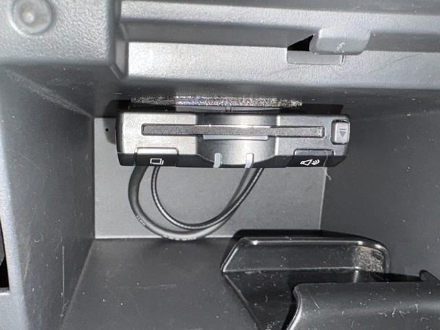 エルグランド ２５０ハイウェイスター　４ＷＤ／両側スライドドア／パワースライドドア／アルパイン８インチナビ／フルセグＴＶ／バックカメラ／フリップダウンモニター／ハーフレザーシート／３列シート／プッシュスタート／スマートキー（28枚目）