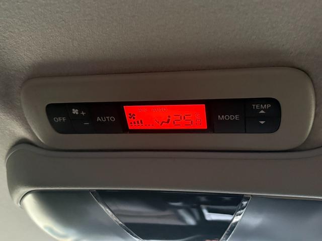 エルグランド ２５０ハイウェイスター　４ＷＤ／両側スライドドア／パワースライドドア／アルパイン８インチナビ／フルセグＴＶ／バックカメラ／フリップダウンモニター／ハーフレザーシート／３列シート／プッシュスタート／スマートキー（32枚目）