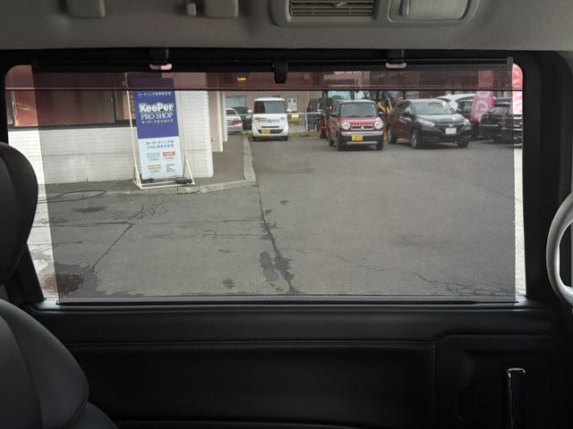 エルグランド ２５０ハイウェイスター　４ＷＤ／両側スライドドア／パワースライドドア／アルパイン８インチナビ／フルセグＴＶ／バックカメラ／フリップダウンモニター／ハーフレザーシート／３列シート／プッシュスタート／スマートキー（34枚目）