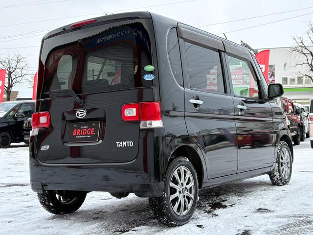 タント Ｌ　４ＷＤ／寒冷地仕様／ピラーレススライドドア／純正オーディオ／フルフラットシート／社外Ｅ／ｇスターター／社外ドライブレコーダー／キーレスキー／取扱説明書／エアコン／電格サイドミラー／アクセサリーソケット（6枚目）