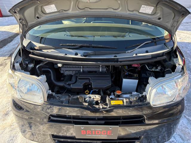 タント Ｌ　４ＷＤ／寒冷地仕様／ピラーレススライドドア／純正オーディオ／フルフラットシート／社外Ｅ／ｇスターター／社外ドライブレコーダー／キーレスキー／取扱説明書／エアコン／電格サイドミラー／アクセサリーソケット（29枚目）