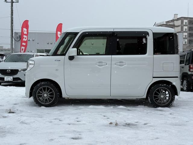 スペーシア ハイブリッドＸ　４ＷＤ／両側パワースライドドア／全方位モニター／フルセグＴＶ付ＳＤナビ／シートヒーター／フルオートエアコン／スマートキー／プッシュスタート／フルフラットシート／スペアキー／取扱説明書（4枚目）