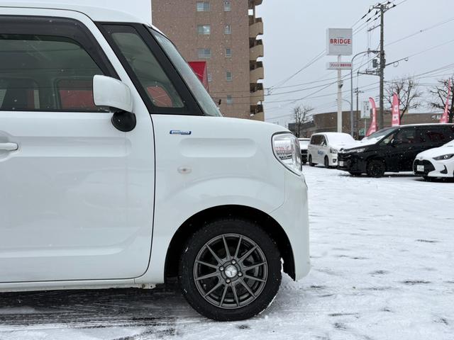 スペーシア ハイブリッドＸ　４ＷＤ／両側パワースライドドア／全方位モニター／フルセグＴＶ付ＳＤナビ／シートヒーター／フルオートエアコン／スマートキー／プッシュスタート／フルフラットシート／スペアキー／取扱説明書（11枚目）