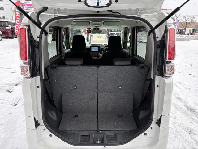 スペーシア ハイブリッドＸ　４ＷＤ／両側パワースライドドア／全方位モニター／フルセグＴＶ付ＳＤナビ／シートヒーター／フルオートエアコン／スマートキー／プッシュスタート／フルフラットシート／スペアキー／取扱説明書（17枚目）