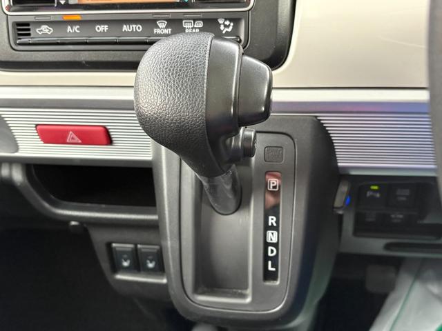 スペーシア ハイブリッドＸ　４ＷＤ／両側パワースライドドア／全方位モニター／フルセグＴＶ付ＳＤナビ／シートヒーター／フルオートエアコン／スマートキー／プッシュスタート／フルフラットシート／スペアキー／取扱説明書（25枚目）