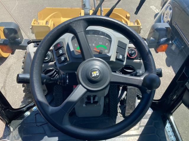 日本 　９０１Ｃ２　使用時間５０９時間　ヒーター　スパイクタイヤ　０．５バケット（12枚目）