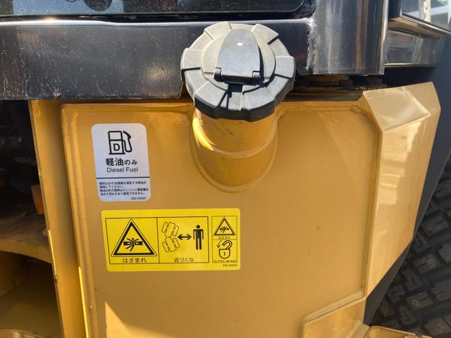 日本 　９０１Ｃ２　使用時間５０９時間　ヒーター　スパイクタイヤ　０．５バケット（18枚目）