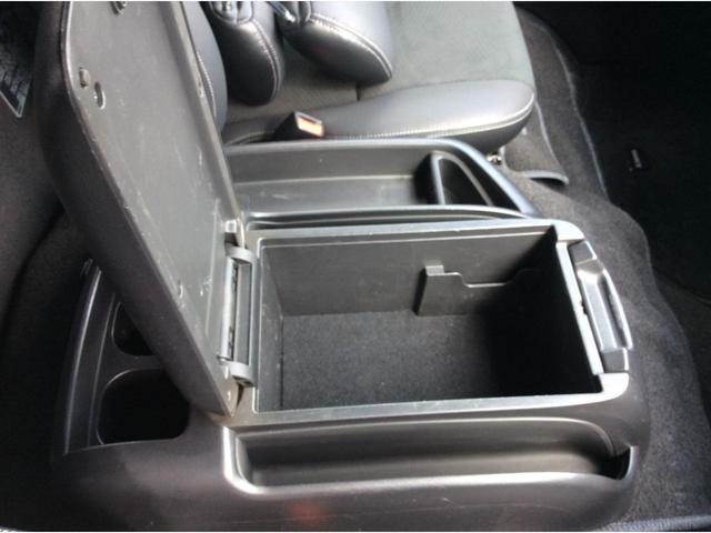 ハイエースバン スーパーＧＬ　ダークプライムＩＩ　４ＷＤ　寒冷地仕様　リアヒーター＆クーラー　プッシュスタート　スマートキー　ウッドコンビステアリング＆シフトノブ　全周囲カメラ　フルセグＴＶ　純正ＳＤナビ　ドラレコ　ＥＴＣ　Ｂカメラ　電動格納ミラー（15枚目）