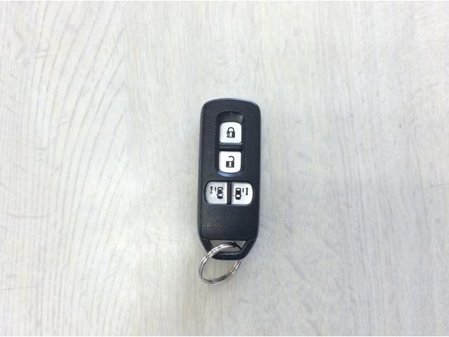 Ｎ－ＢＯＸ Ｇ・ターボＬパッケージ　４ＷＤ　両側パワスラ　スマートキー　オートライト　フルオートエアコン　ステアリングスイッチ　フルセグＴＶ　７インチメモリナビ　横滑り防止　アイドリングストップ　バックカメラ　電動格納ミラー　ＥＴＣ（48枚目）