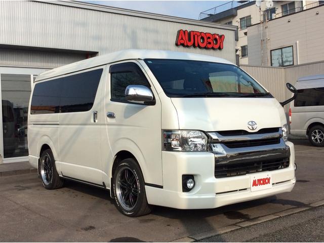 ハイエースバン スーパーＧＬ　ダークプライム　ワイド　４ＷＤ　寒冷地　両側パワスラ　リアヒーター＆クーラー　プッシュスタート　スマートキー　ハーフレザーシート　ベッドキッド　メモリナビ　フルセグＴＶ　フリップダウンモニター　バックカメラ　ＥＴＣ（3枚目）