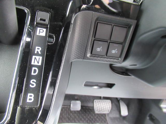 カスタムX 4WD ETC LEDライト エンジンスターター プッシュスタート 純正ナビ・TV ドライブレコーダー 左右パワースライドドア シートヒーター スマートアシスト ハーフレザーシート オートハイビーム(16枚目)