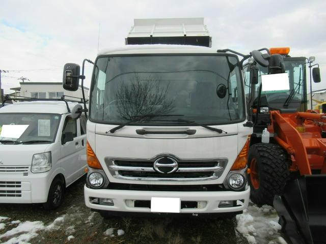 ヒノレンジャー ダンプ　マニュアル６速（2枚目）