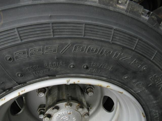 ヒノレンジャー ダンプ　マニュアル６速（6枚目）