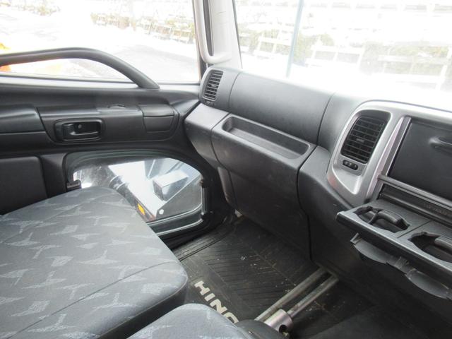 ヒノレンジャー ダンプ　マニュアル６速（12枚目）