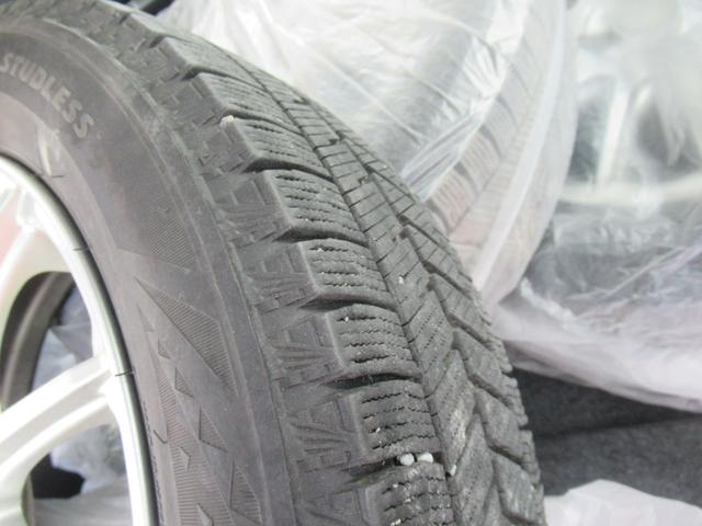 スペーシアカスタム ハイブリッドＸＳターボ　４ＷＤ　ＡＢＳ　プッシュスタート　キーフリー　ナビ・ＴＶ　全方位モニター　シートヒーター　ＥＴＣ　ステアリングスイッチ　パドルシフト　クルーズコントロール　両側パワースライドドア　冬タイヤ積込（37枚目）