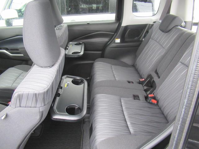 ソリオ ハイブリッドＭＸ　４ＷＤ　ＡＢＳ　プッシュスタート　キーフリー　バックモニター　ステアリングスイッチ　クルーズコントロール　アイドリングストップ　ＥＳＣ　シートヒーター　片側パワースライドドア（29枚目）