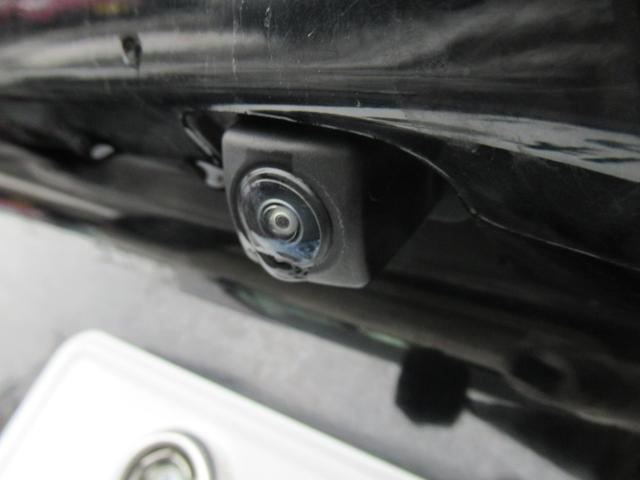 ヤリス Ｘ　４ＷＤ　ＡＢＳ　プッシュスタート　スマートキー　ナビ　バックモニター　ステアリングスイッチ　クルーズコントロール　ＥＴＣ（17枚目）