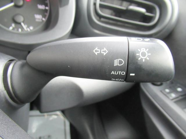 ヤリス Ｘ　４ＷＤ　ＡＢＳ　プッシュスタート　スマートキー　ナビ　バックモニター　ステアリングスイッチ　クルーズコントロール　ＥＴＣ（26枚目）