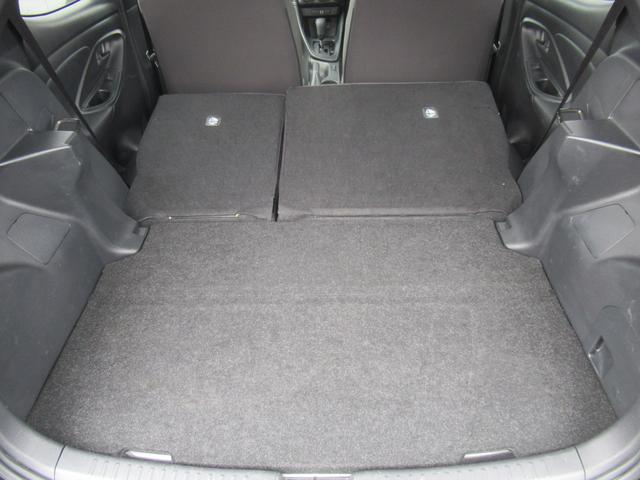 ヤリス Ｘ　４ＷＤ　ＡＢＳ　プッシュスタート　スマートキー　ナビ　バックモニター　ステアリングスイッチ　クルーズコントロール　ＥＴＣ（33枚目）