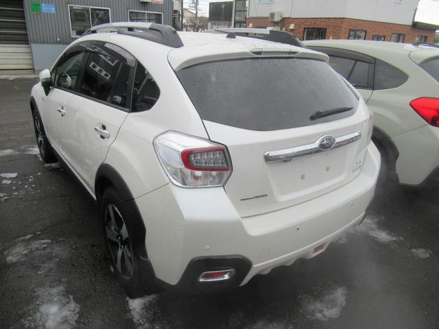 ＸＶハイブリッド ２．０ｉ－Ｌ　アイサイト　４ＷＤ　ＡＢＳ　プッシュスタート　キーフリー　ナビ・ＴＶ　バックモニター　ステアリングスイッチ　パドルシフト　クルーズコントロール　ＥＴＣ　ドライブレコーダー　ＥＳＣ（5枚目）