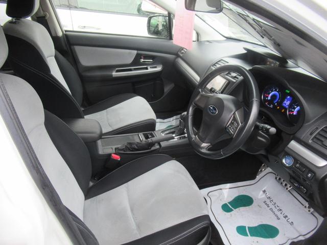 ＸＶハイブリッド ２．０ｉ－Ｌ　アイサイト　４ＷＤ　ＡＢＳ　プッシュスタート　キーフリー　ナビ・ＴＶ　バックモニター　ステアリングスイッチ　パドルシフト　クルーズコントロール　ＥＴＣ　ドライブレコーダー　ＥＳＣ（10枚目）