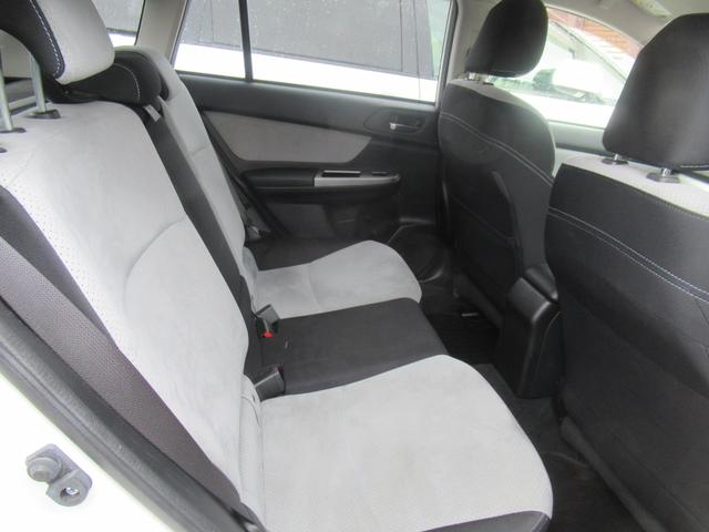 ＸＶハイブリッド ２．０ｉ－Ｌ　アイサイト　４ＷＤ　ＡＢＳ　プッシュスタート　キーフリー　ナビ・ＴＶ　バックモニター　ステアリングスイッチ　パドルシフト　クルーズコントロール　ＥＴＣ　ドライブレコーダー　ＥＳＣ（32枚目）