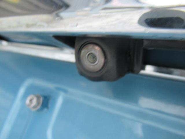 フリード Ｇ・ホンダセンシング　４ＷＤ　ＡＢＳ　プッシュスタート　キーフリー　ナビ・ＴＶ　バックモニター　シートヒーター　ステアリングスイッチ　クルーズコントロール　ＥＴＣ　両側パワースライドドア　ＥＳＣ　夏タイヤ積込（17枚目）