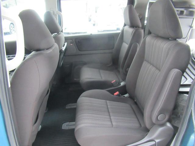 フリード Ｇ・ホンダセンシング　４ＷＤ　ＡＢＳ　プッシュスタート　キーフリー　ナビ・ＴＶ　バックモニター　シートヒーター　ステアリングスイッチ　クルーズコントロール　ＥＴＣ　両側パワースライドドア　ＥＳＣ　夏タイヤ積込（31枚目）