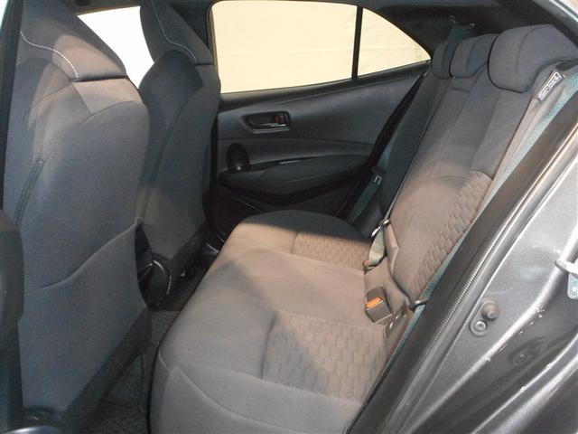 カローラスポーツ Ｇ　Ｘ　４ＷＤ　メモリーナビ　ミュージックプレイヤー接続可　バックカメラ　衝突被害軽減システム　ＥＴＣ　ＬＥＤヘッドランプ　アイドリングストップ（8枚目）