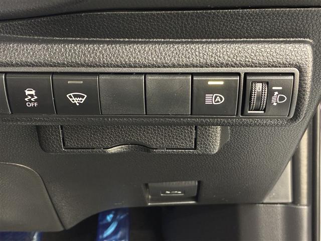 カローラスポーツ Ｇ　Ｘ　４ＷＤ　メモリーナビ　ミュージックプレイヤー接続可　バックカメラ　衝突被害軽減システム　ＥＴＣ　ＬＥＤヘッドランプ　アイドリングストップ（20枚目）