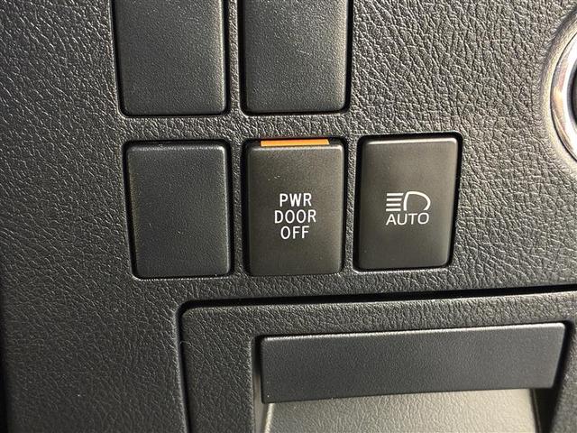 アルファード ２．５Ｘ　４ＷＤ　フルセグ　メモリーナビ　ＤＶＤ再生　バックカメラ　衝突被害軽減システム　ＥＴＣ　ドラレコ　両側電動スライド　ＬＥＤヘッドランプ　乗車定員８人　３列シート　アイドリングストップ（22枚目）