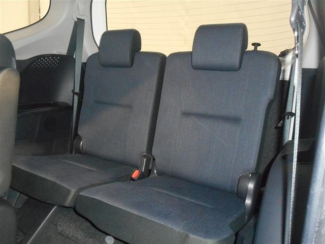 シエンタ Ｇ　４ＷＤ　フルセグ　メモリーナビ　ＤＶＤ再生　バックカメラ　衝突被害軽減システム　ＥＴＣ　両側電動スライド　ＬＥＤヘッドランプ　ウオークスルー　乗車定員６人　３列シート　ワンオーナー（9枚目）