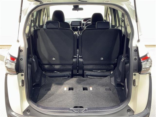 シエンタ Ｇ　４ＷＤ　フルセグ　メモリーナビ　ＤＶＤ再生　バックカメラ　衝突被害軽減システム　ＥＴＣ　両側電動スライド　ＬＥＤヘッドランプ　ウオークスルー　乗車定員６人　３列シート　ワンオーナー（11枚目）