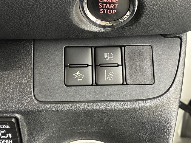 シエンタ Ｇ　４ＷＤ　フルセグ　メモリーナビ　ＤＶＤ再生　バックカメラ　衝突被害軽減システム　ＥＴＣ　両側電動スライド　ＬＥＤヘッドランプ　ウオークスルー　乗車定員６人　３列シート　ワンオーナー（20枚目）